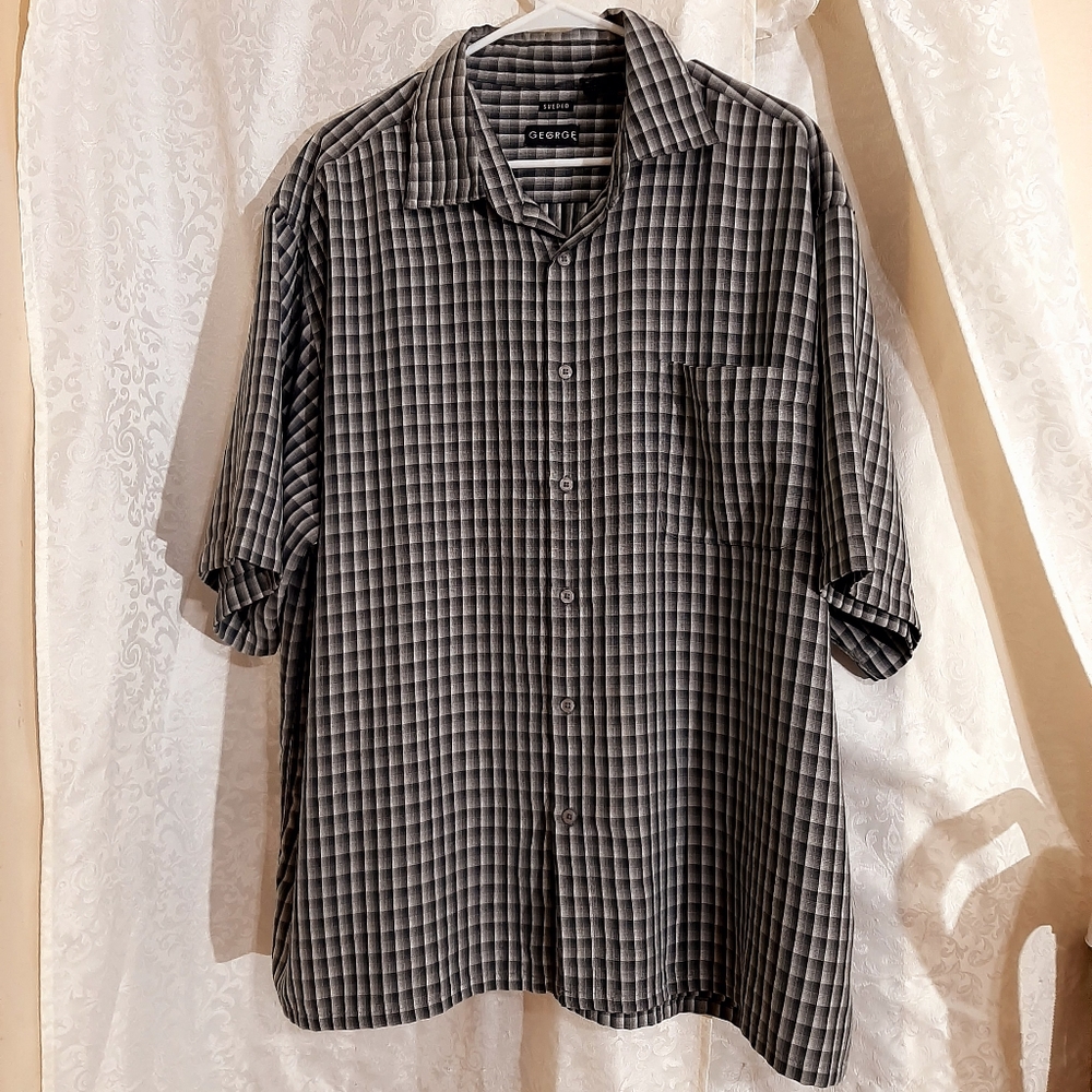 Mens 2 xl button up George black plaid shirt